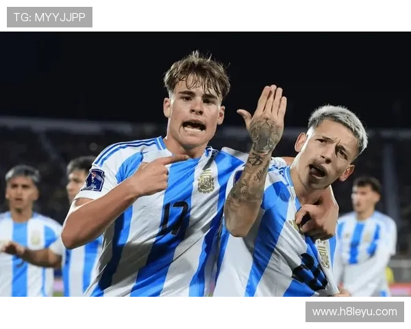 托洛伊：阿根廷后卫的新星崛起，助力球队防线稳固