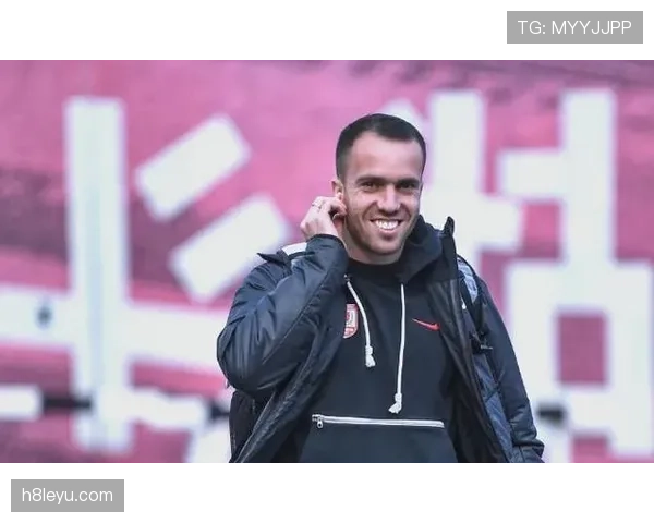 奥斯卡进攻创造力闪耀赛场，助球队豪取连胜，季后赛前景备受期待