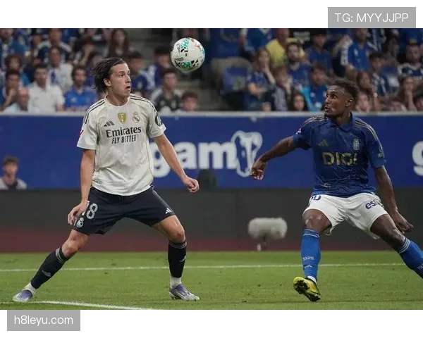 西甲蓝军铁桶阵演绎防守艺术，球队表现亮眼再创佳绩