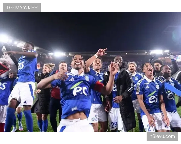 切尔西蓝军强势复苏:新帅战术奏效,青春风暴助力复兴征程 切尔西蓝军强势复苏:新帅战术奏效,青春风暴助力复兴征程